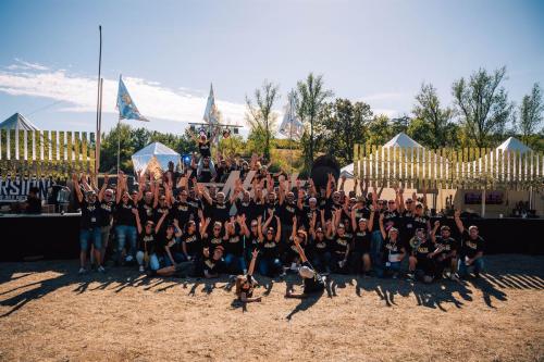 LESONDELANUIT-SPADAFORA-BENEVOLE-ORGANISATION-2 (1)